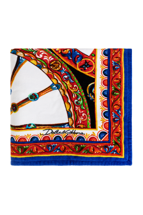 Bath towel with "Carretto" print