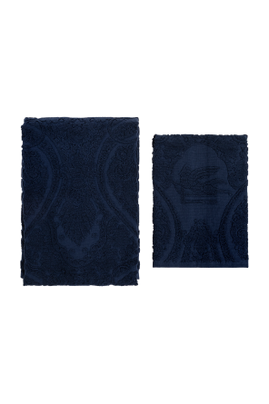 Set of two towels