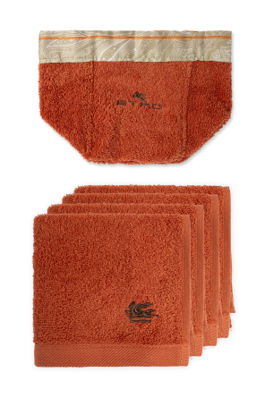 Cotton set of four towels and a basket