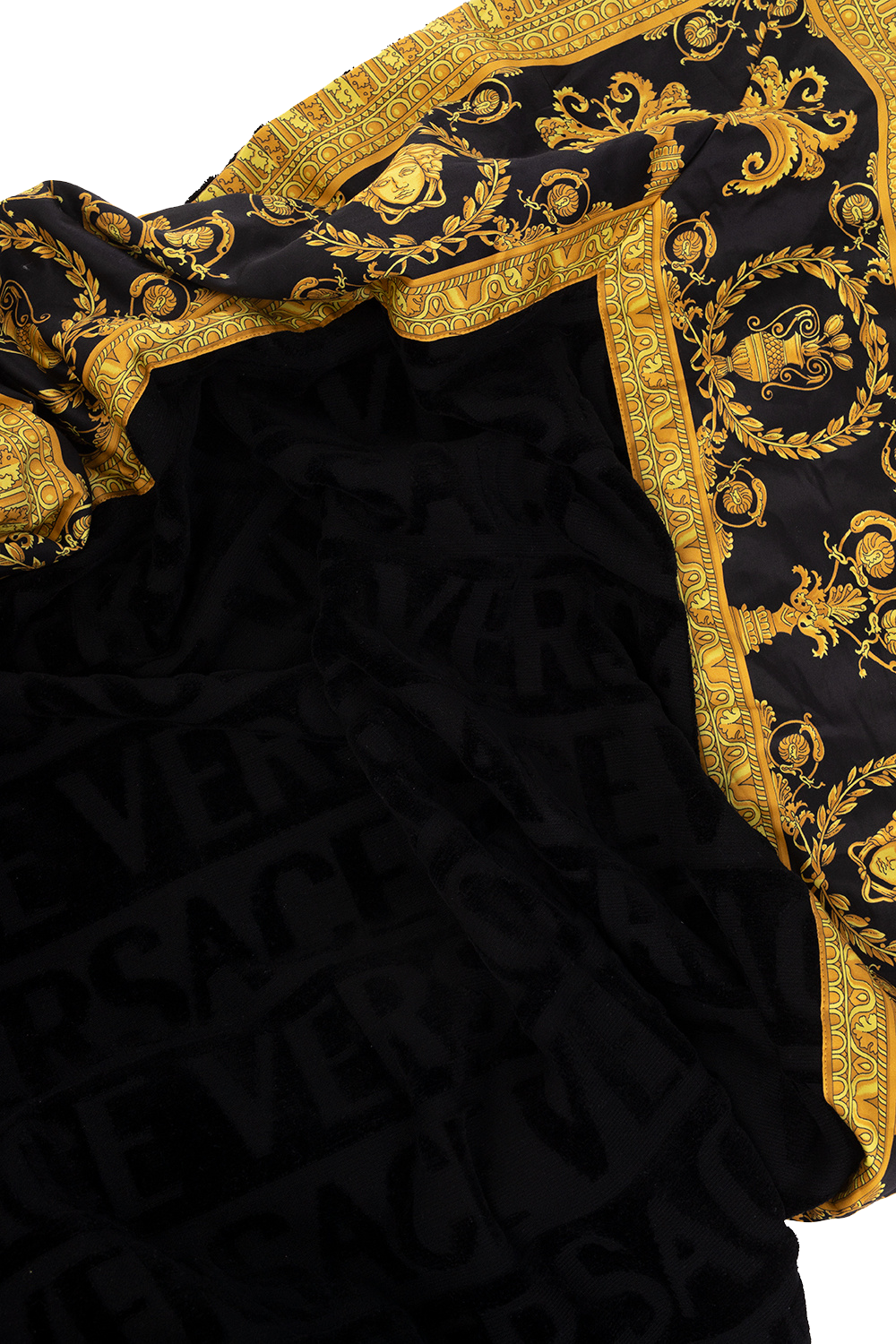 Versace Home Patterned towel