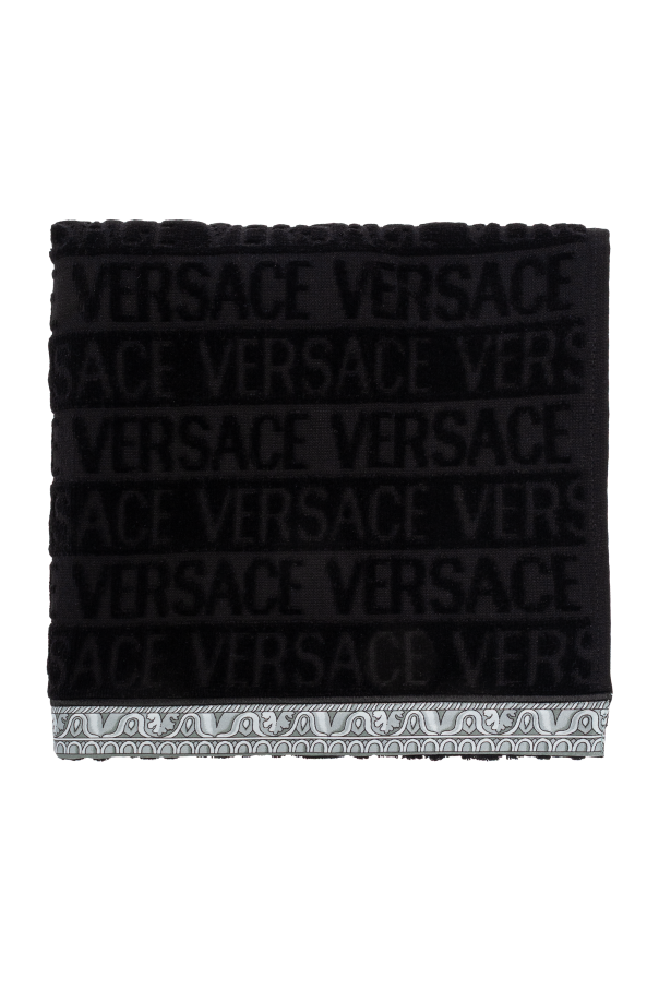 Towel with logo od Versace Home