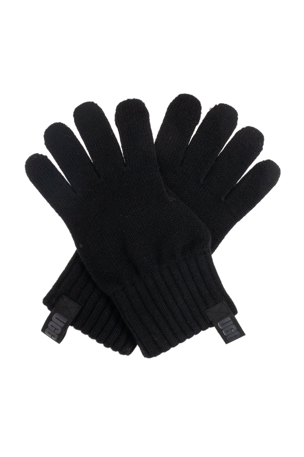 Gloves with logo patch od UGG