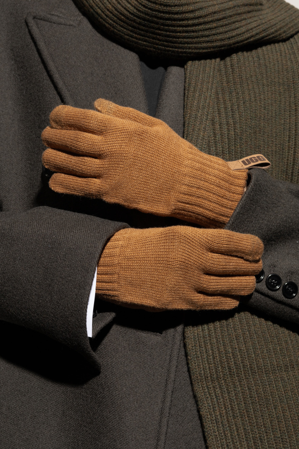UGG Gloves with logo