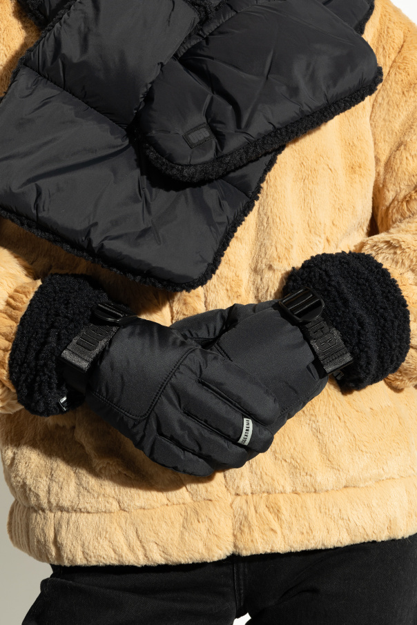 UGG Shasta ski gloves with faux fur