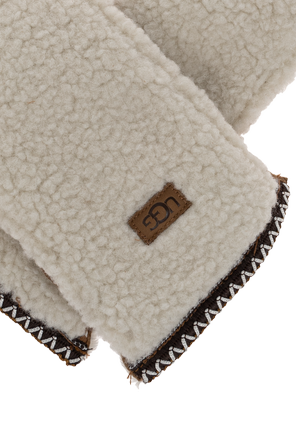UGG Mittens with logo patch