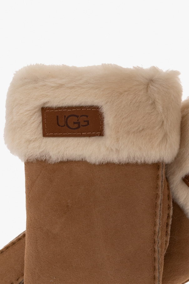 UGG Gloves with logo
