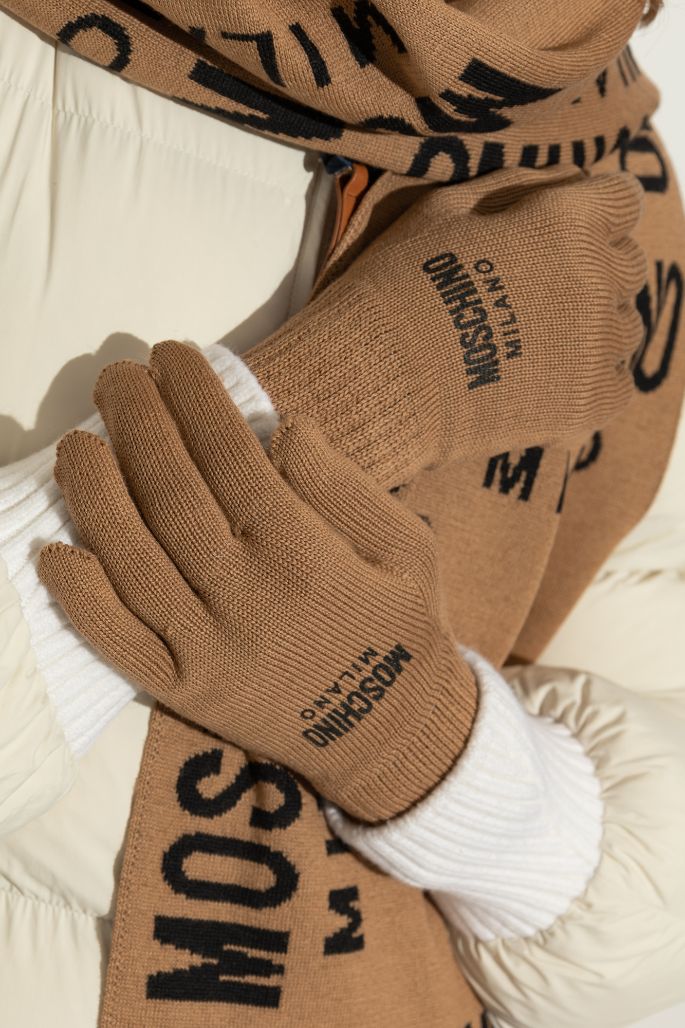 Moschino Gloves with logo