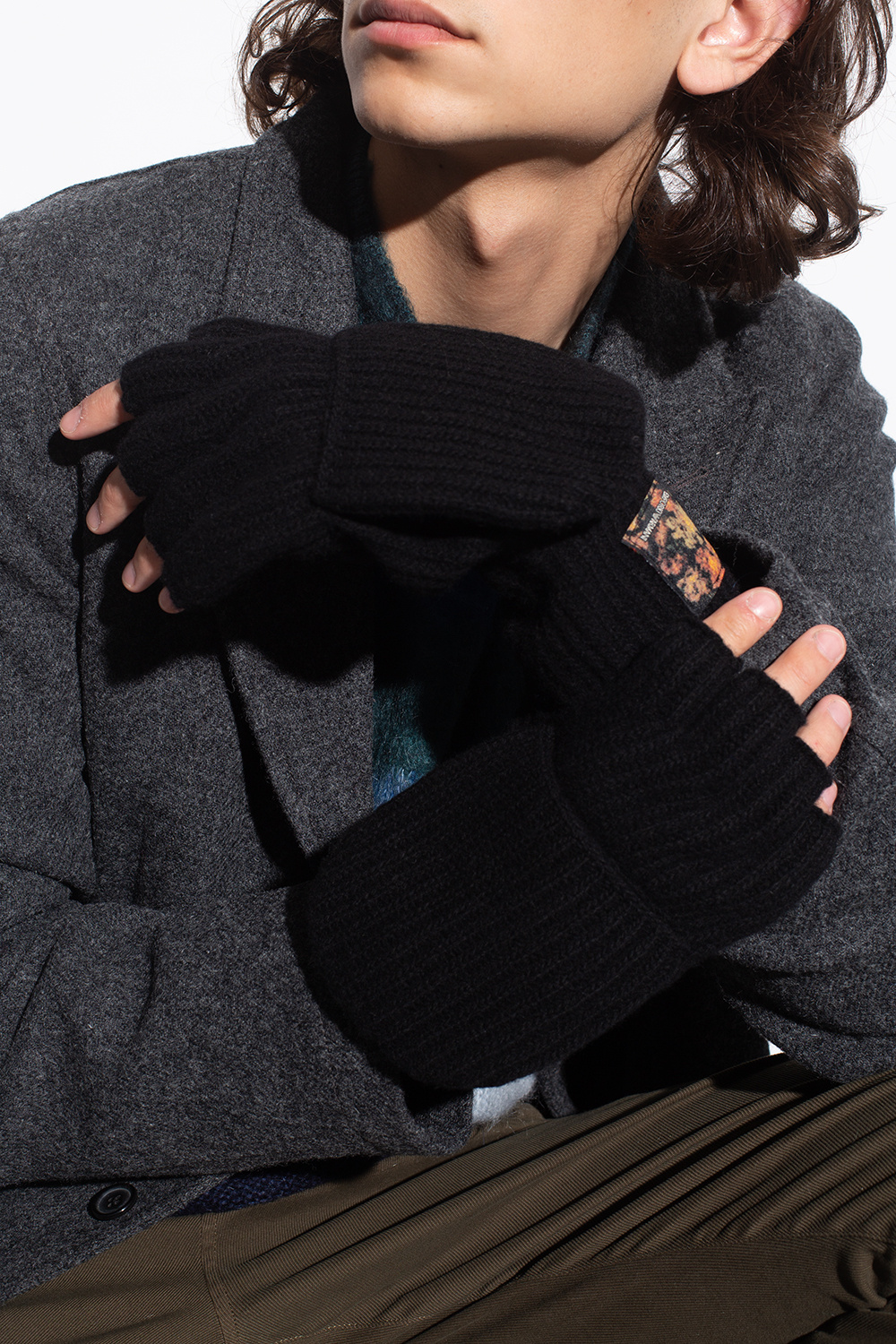 Emporio Armani ‘Sustainable’ collection ribbed gloves