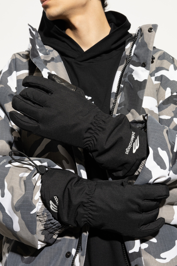 Balenciaga Gloves from the Skiwear collection