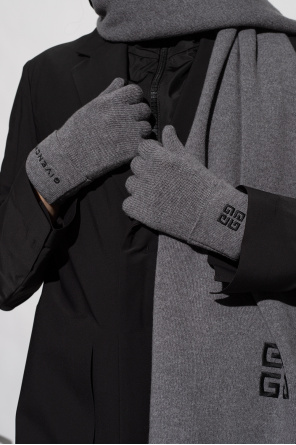 Gloves with logo od Givenchy