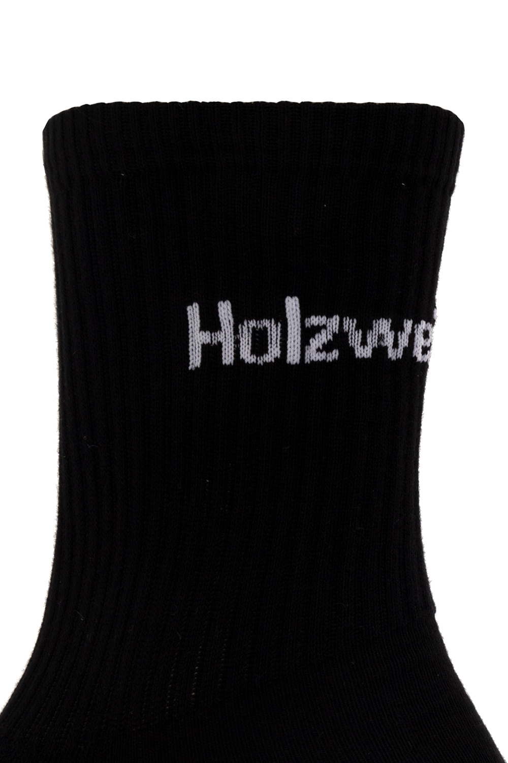 Holzweiler for the spring-summer season