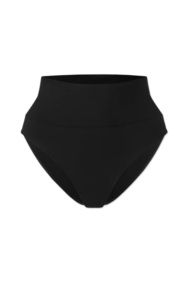 Contour shorts od Heist Studios