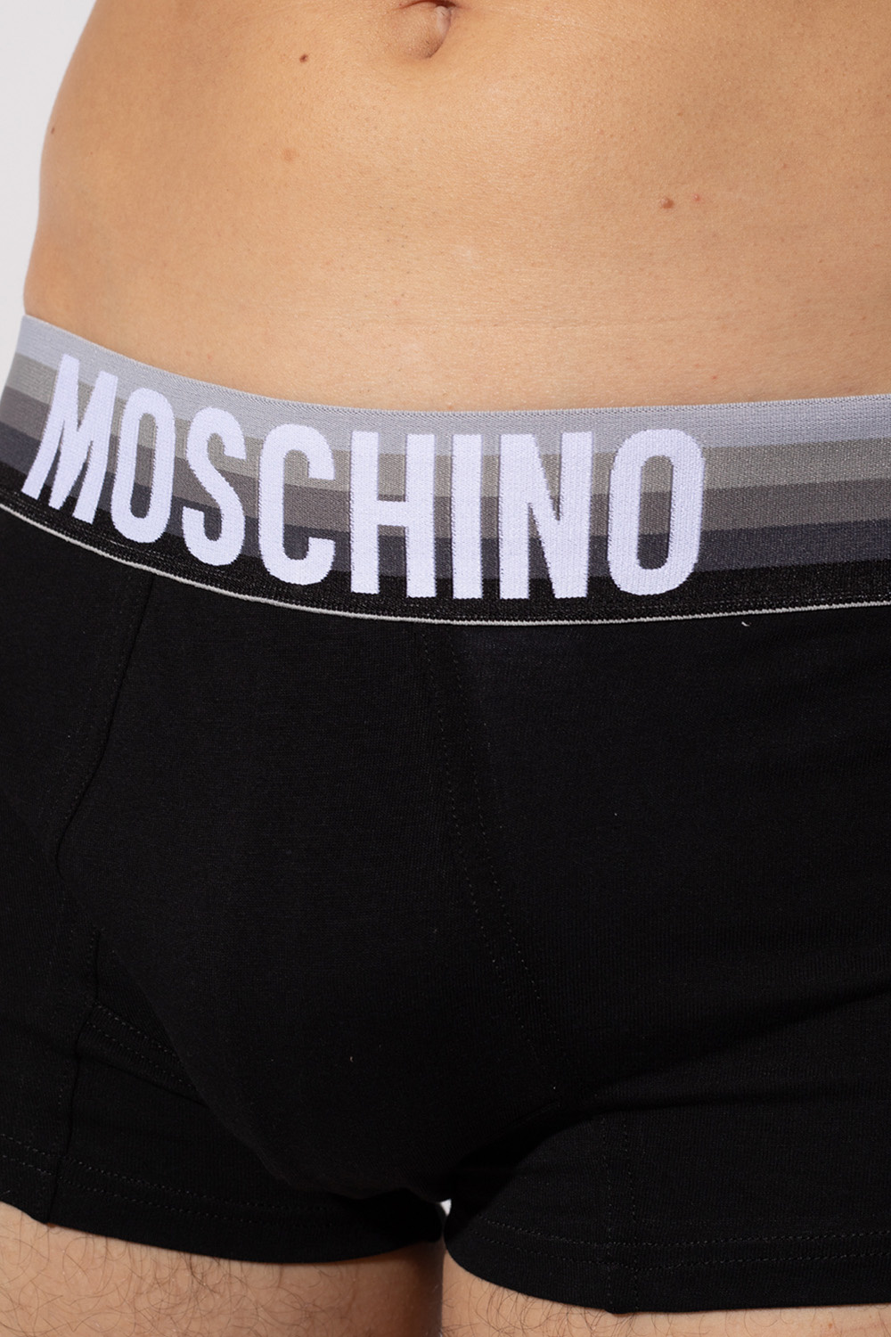 Moschino Download the updated version of the app