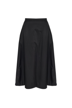 Insulated skirt