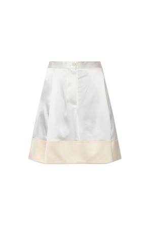 Skirt with pockets