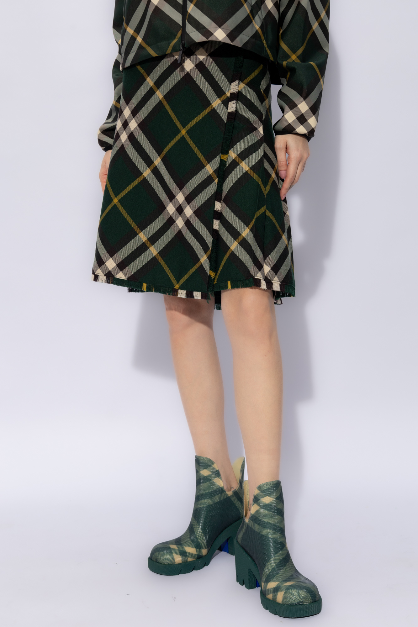 Burberry Wool skirt