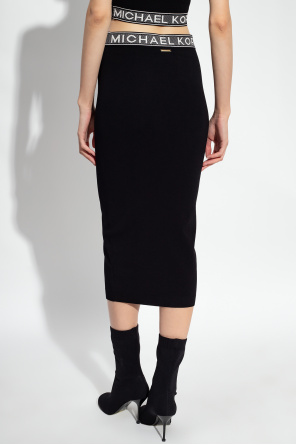Only the necessary Pencil skirt