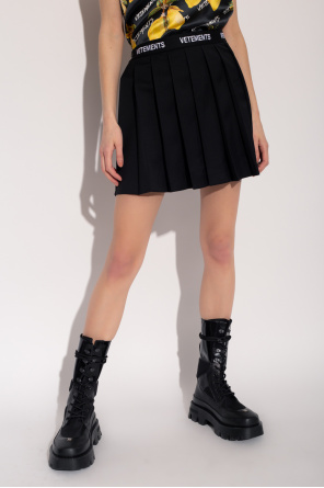 VETEMENTS Pleated skirt