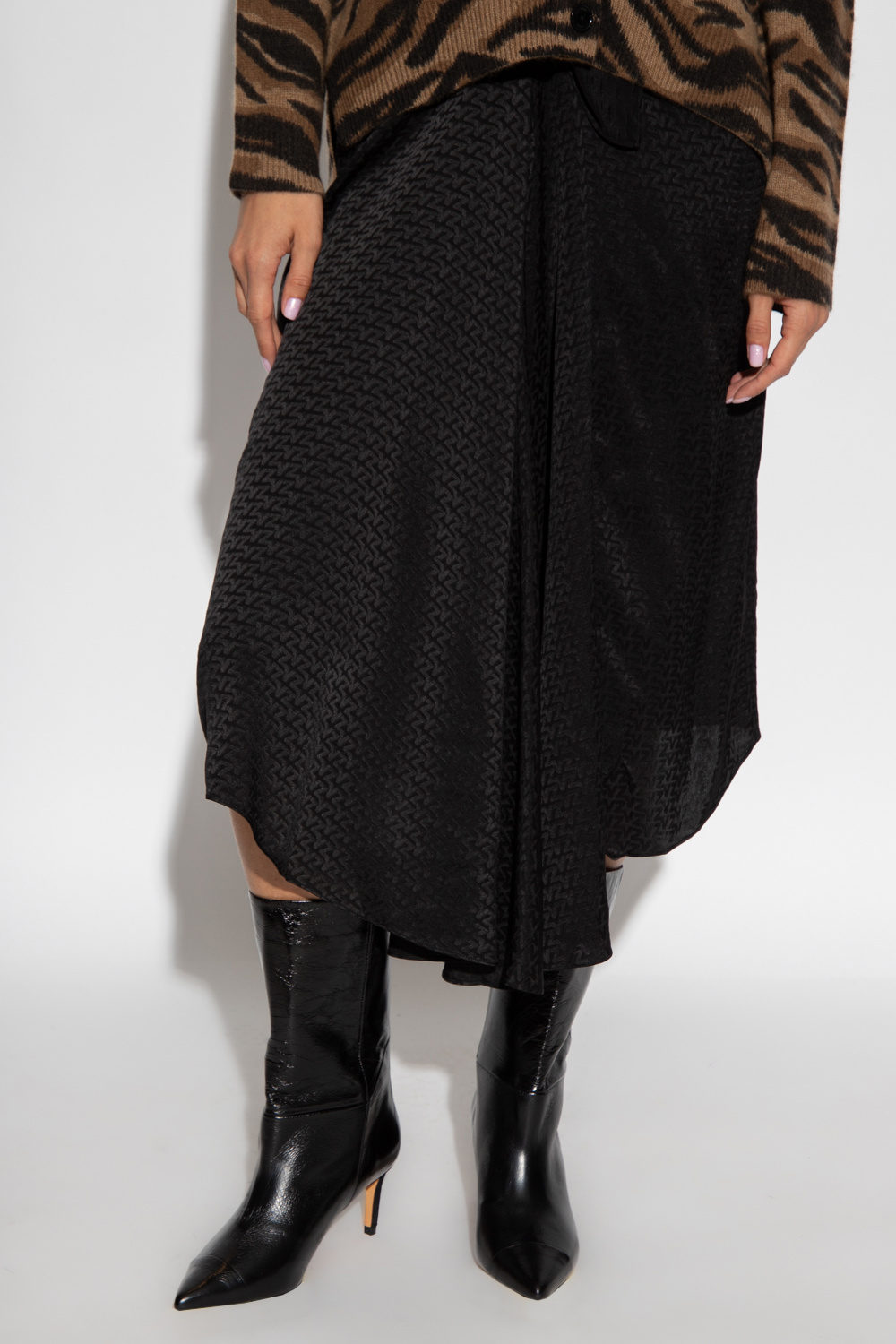 TOP TRENDS FOR THE FALL/WINTER SEASON ‘Janais’ silk skirt