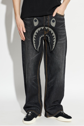 A BATHING APE® Jeans mit Aufnäher