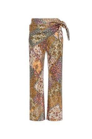 Seidenhose mit dekorativem Tuch