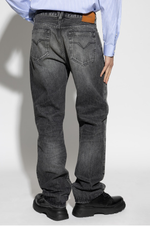 Versace Jeans mit leicht zulaufenden Beinen