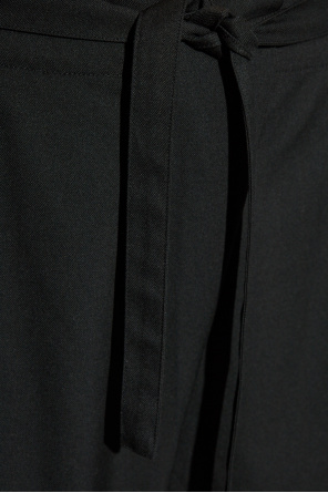 add Pantalones con logo