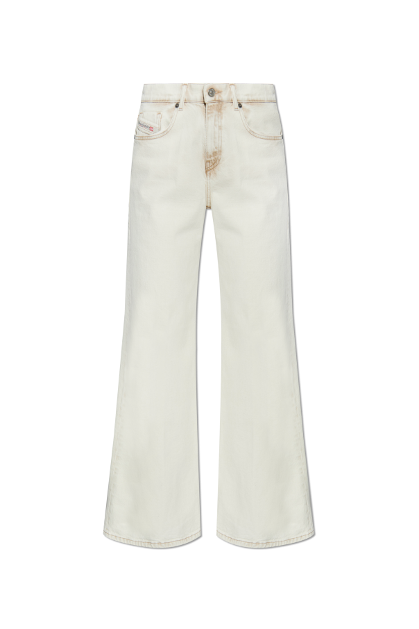 Jeans `1978 D-AKEMI` od Diesel