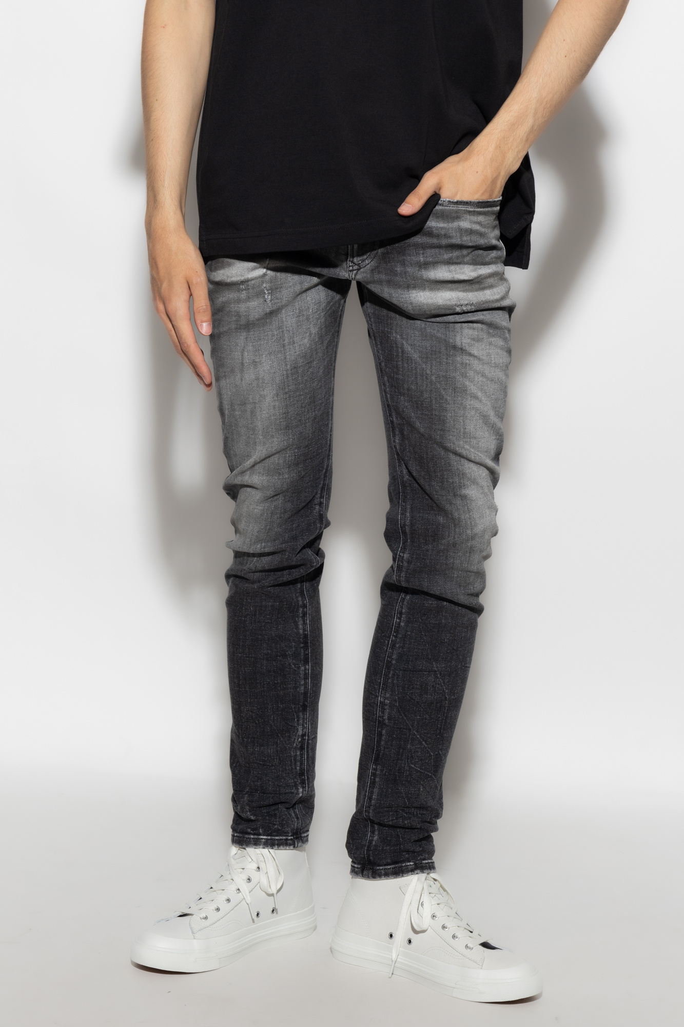 Diesel ‘1979 SLEENKER L.32’ jeans