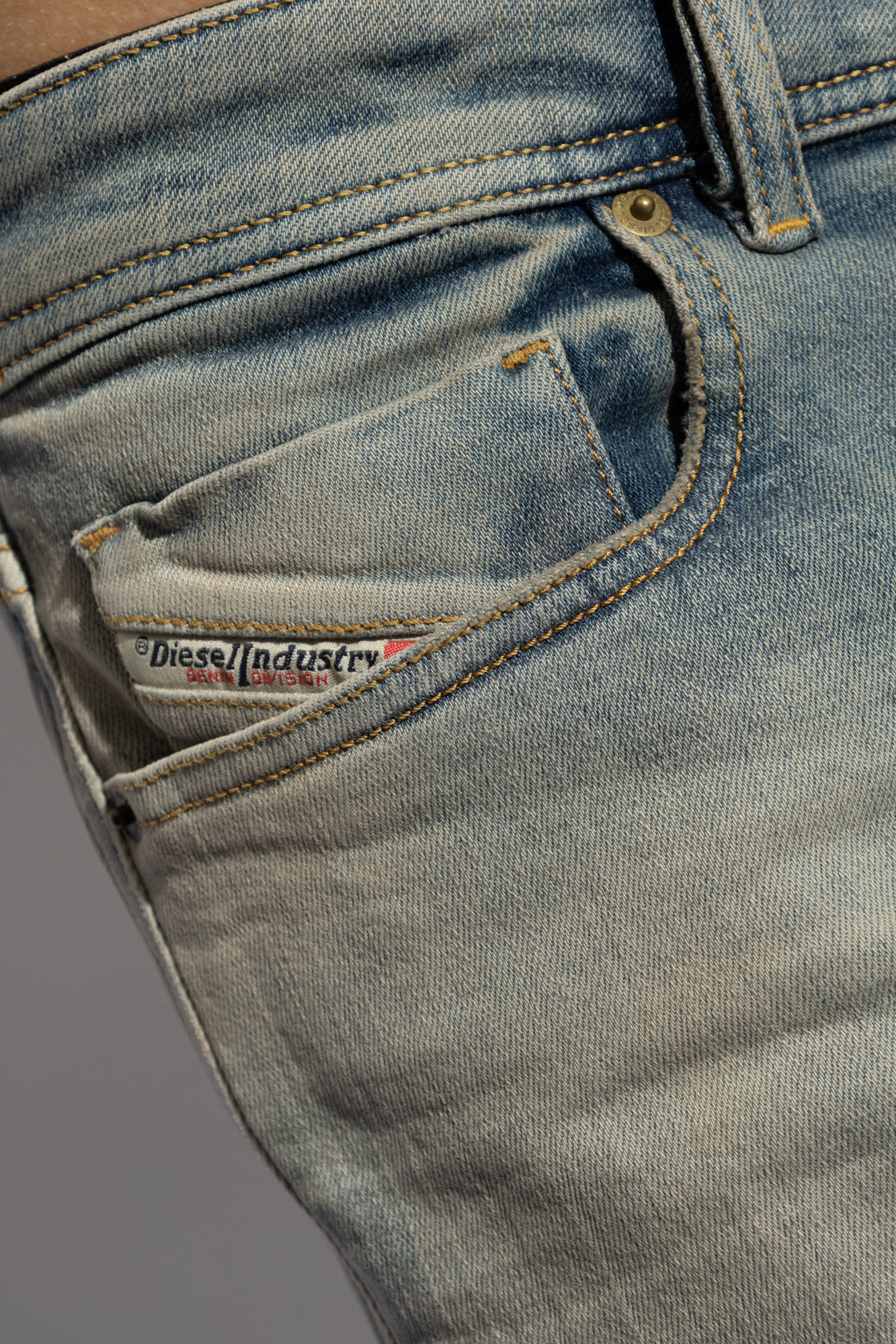 Diesel ‘1979 SLEENKER’ jeans