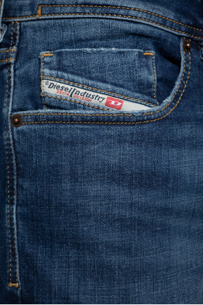 Diesel ‘1979 SLEENKER L.32’ skinny fit jeans