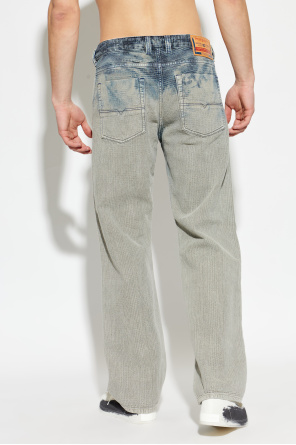 Diesel ‘1980 D-EEPER’ jeans