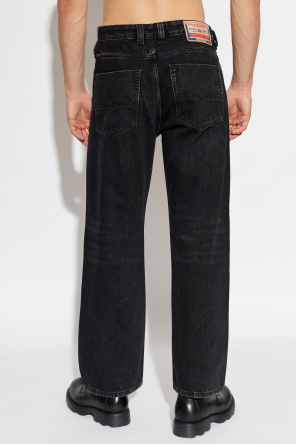 Diesel Jeans `1980 D-EEPER`