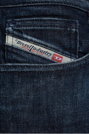 Diesel Jeans "1988 D-ARK"