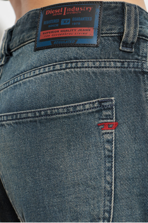 Diesel Jeans “1988 D-ARK”