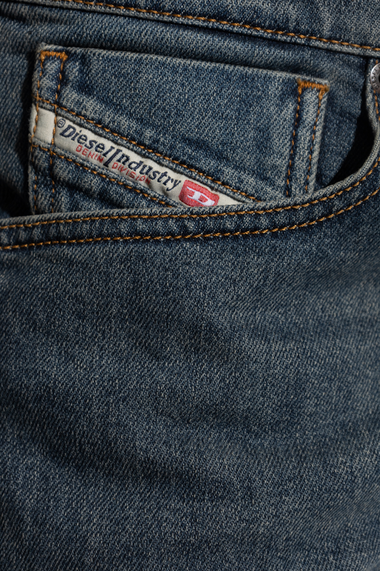 Diesel ‘1995 D-SARK L.32’ jeans