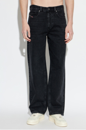 Diesel ‘2001 D-MACRO’ jeans