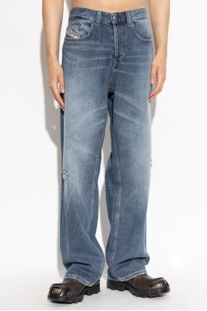 Diesel ‘2001 D-MACRO’ jeans