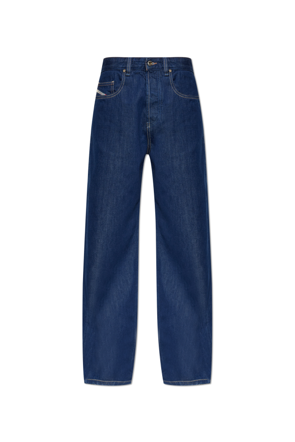 ‘2001 D-MACRO’ jeans od Diesel