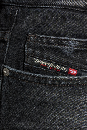Diesel ‘2001 D-MACRO’ jeans