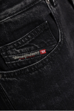 Diesel Jeans "2001 D-MACRO"