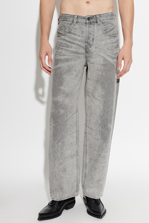 Diesel ‘2001 D-MACRO-S9’ jeans