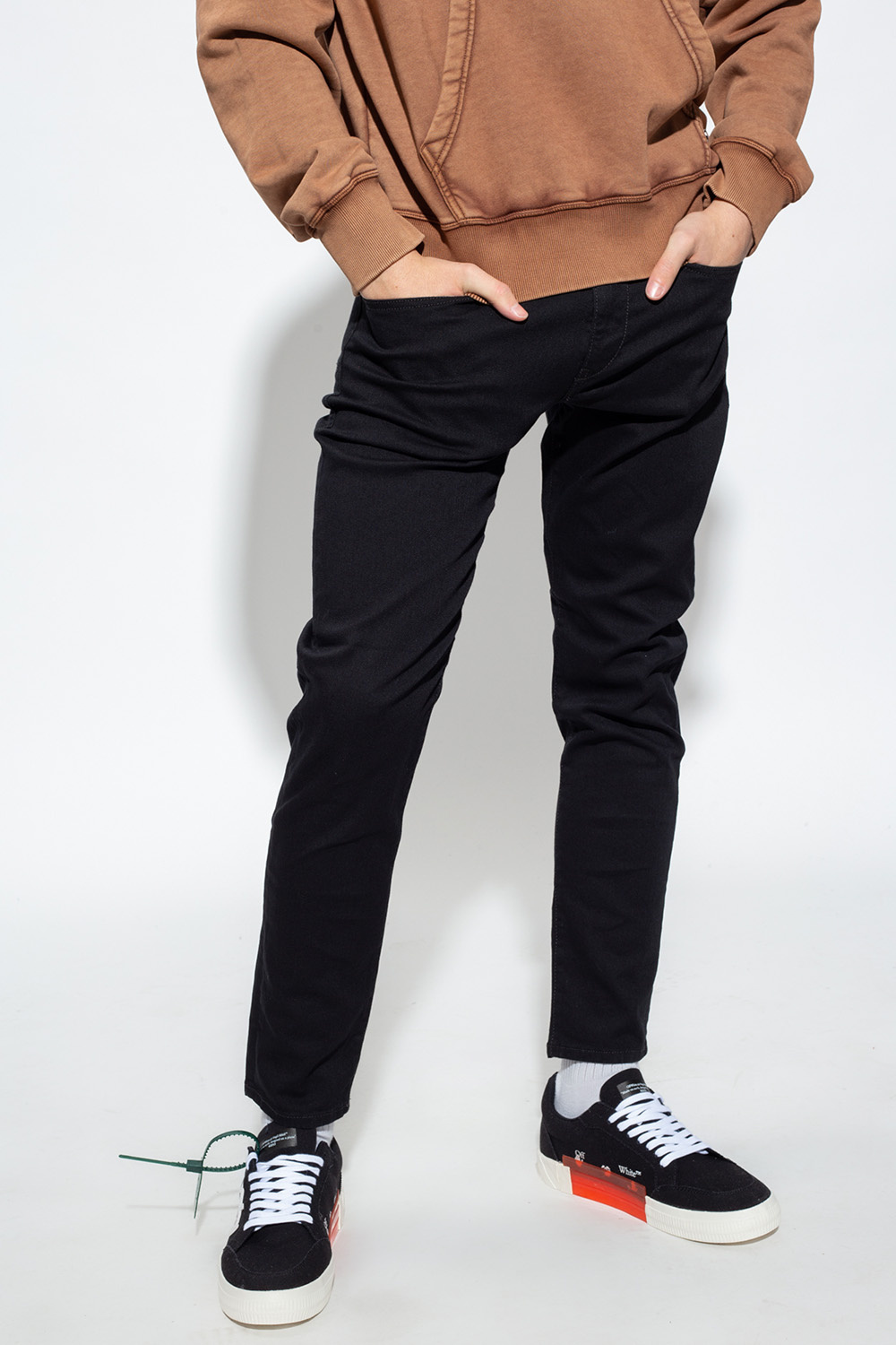 Diesel ‘2019 D-Strukt’ slim-fit jeans