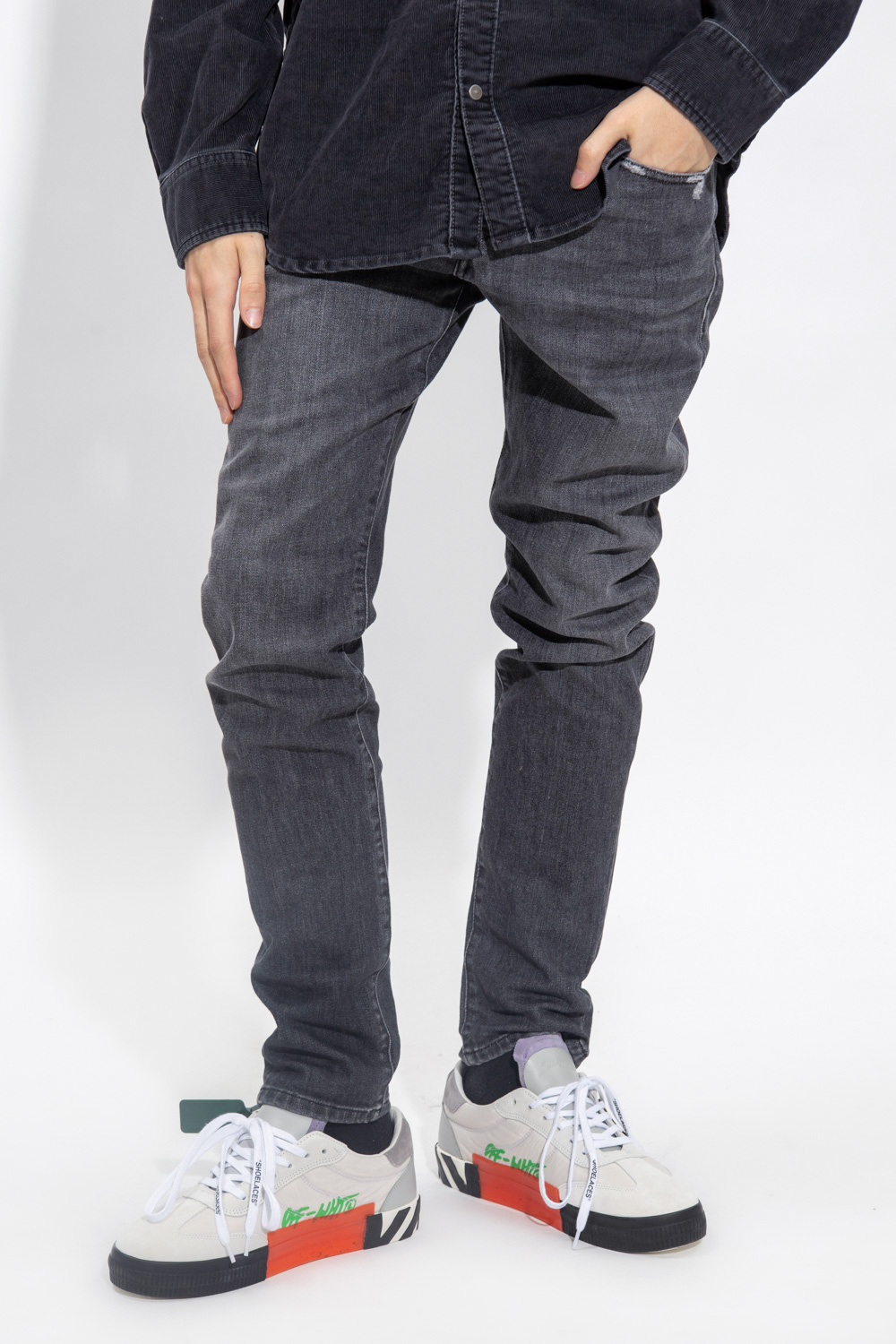 Diesel ‘2019 D-STRUKT L.32’ jeans