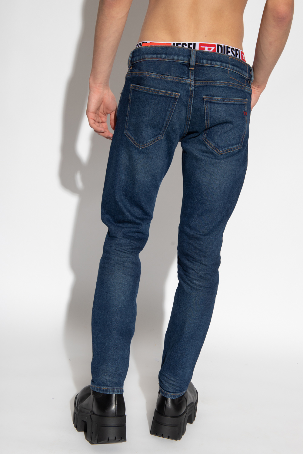 Diesel ‘2019 D-STRUKT L.32’ jeans