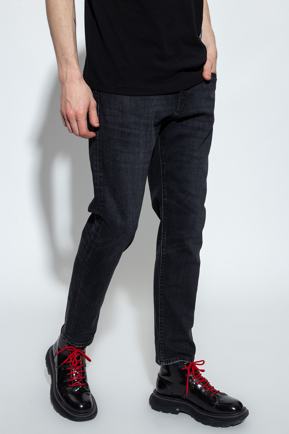 Diesel ‘2019 D-Strukt’ slim-fit jeans