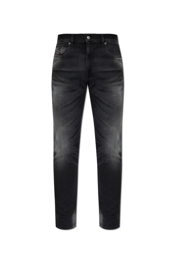 ‘2019 D-STRUKT’ jeans od Diesel