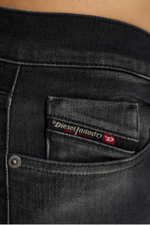 Diesel ‘2019 D-STRUKT’ jeans