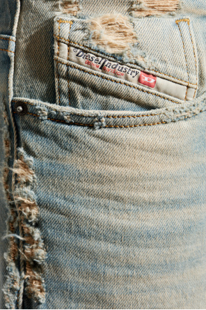 Diesel Jeansy `2023 D-FINITIVE` L.32