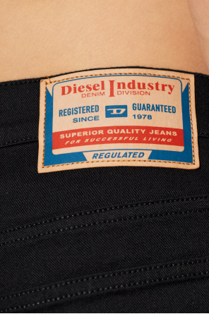 Diesel Jeans '2023 D-FINITIVE'
